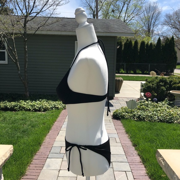 Victoria’s Secret Two Piece Push Up String Bikini - Picture 3 of 8